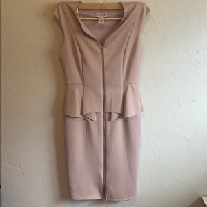 Mauve Pink Dress Full Zip Detail